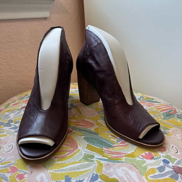 Lucky Brand Joal Ankle booties 8.5 NWOB - Picture 10 of 10